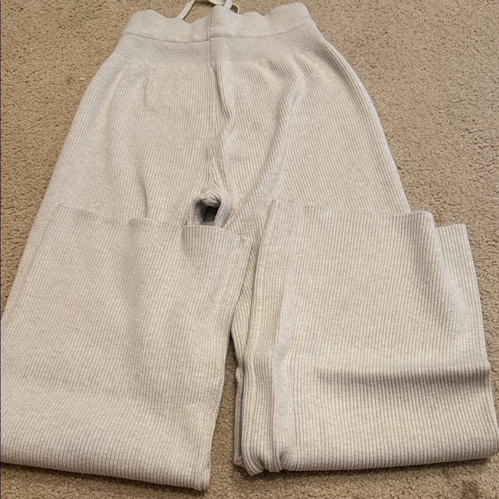 Cozy Ribbed Knit Lounge Pants - Picture 3 of 3